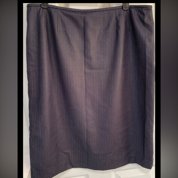 dressbarn Dresses & Skirts - Dressbarn Pinstripe Pencil Skirt Size 14 Navy Blue Career Office